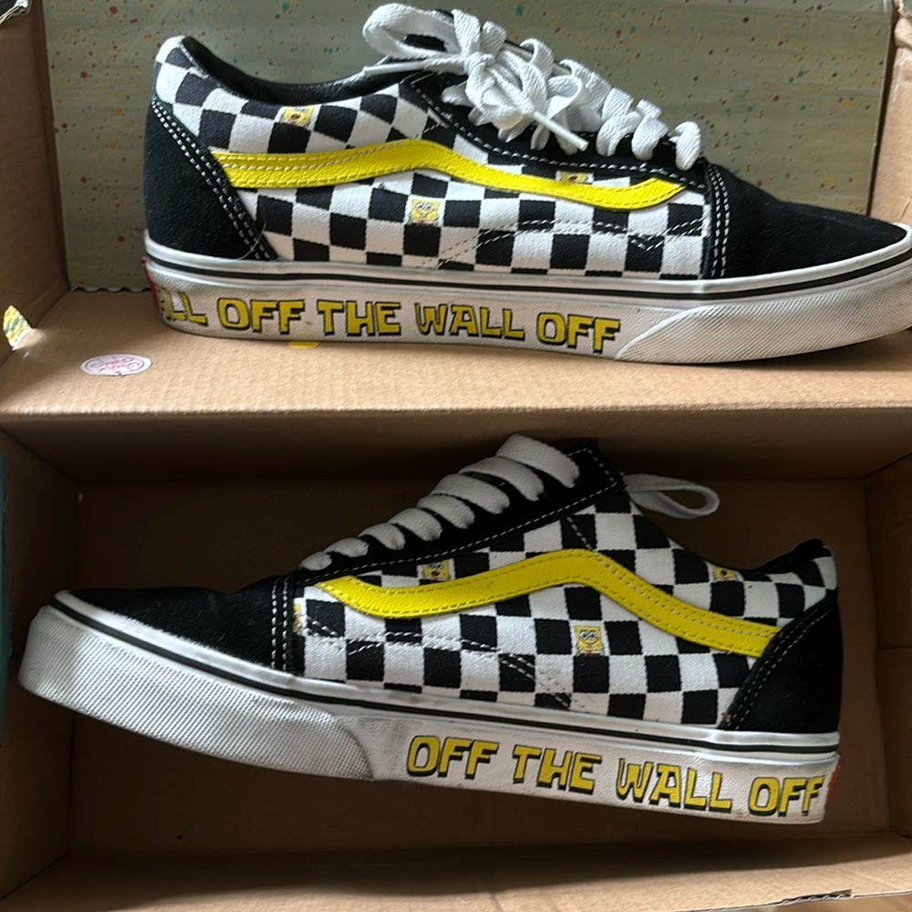 Women’s Vans SpongeBob off the wall